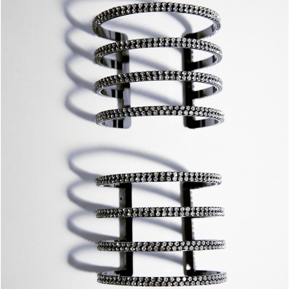 Zara Jewelry - ZARA Pack of Jewel Bracelets